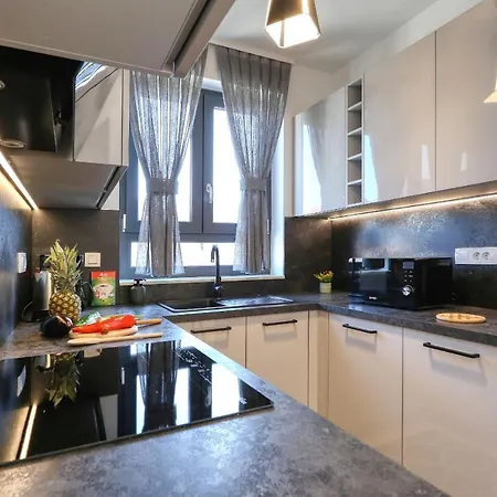 Perla With Free Parking *