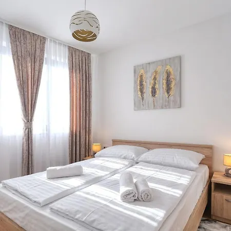Apartament Perla With Free Parking