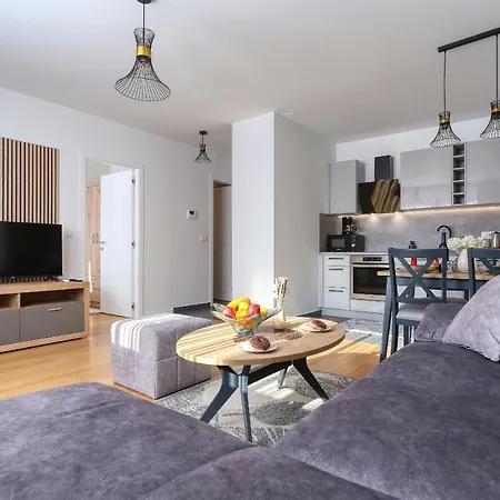 Perla With Free Parking Apartament Zadar