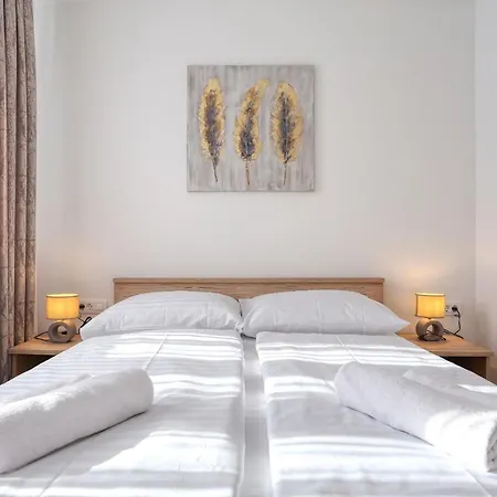 Perla With Free Parking Zadar