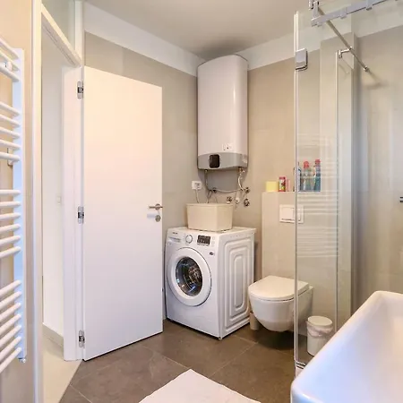 Apartament Perla With Free Parking *